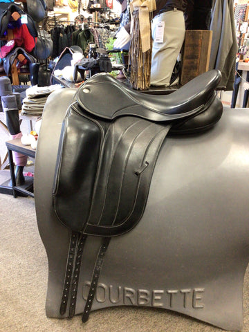 C2699 Like New Fairfax Spencer Dressage Saddle 17.5 Wide